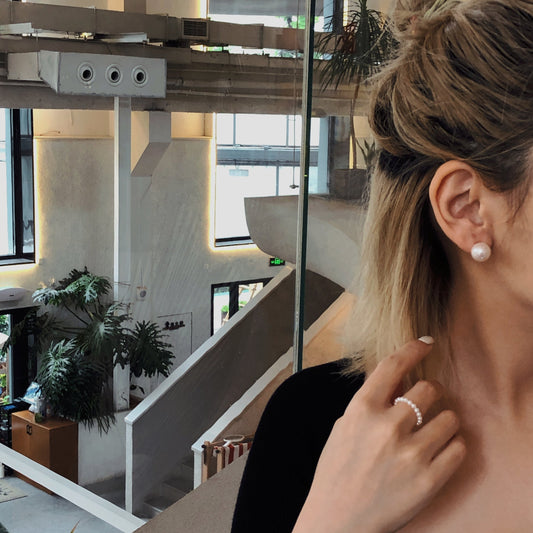 The Doux Round Earring